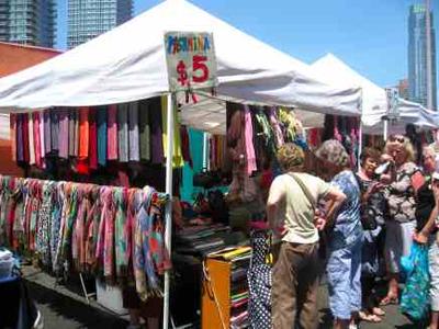 The Festive Hell S Kitchen Flea Market 9th Ave W 39th St New